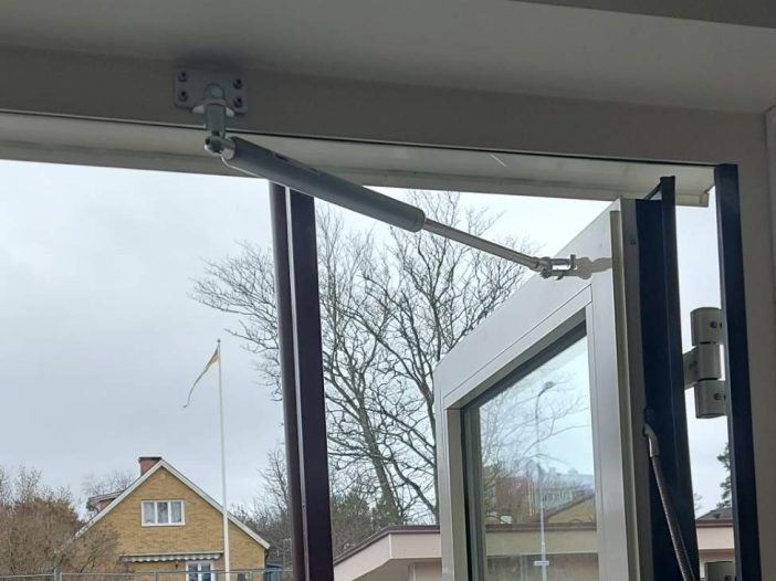 dörrbroms på skola